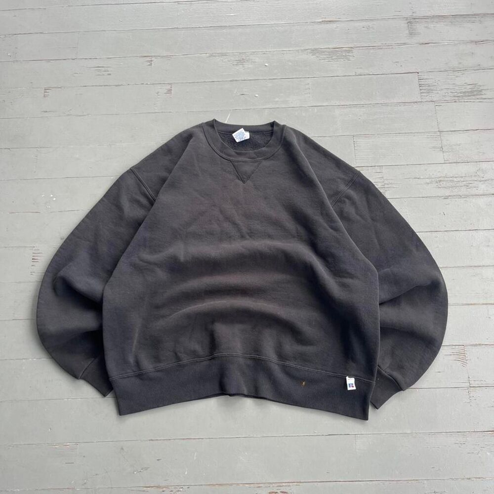 Vintage Russell Athletic Streetwear Y2K Blank Crewneck Sweatshirt - Picture 2 of 8